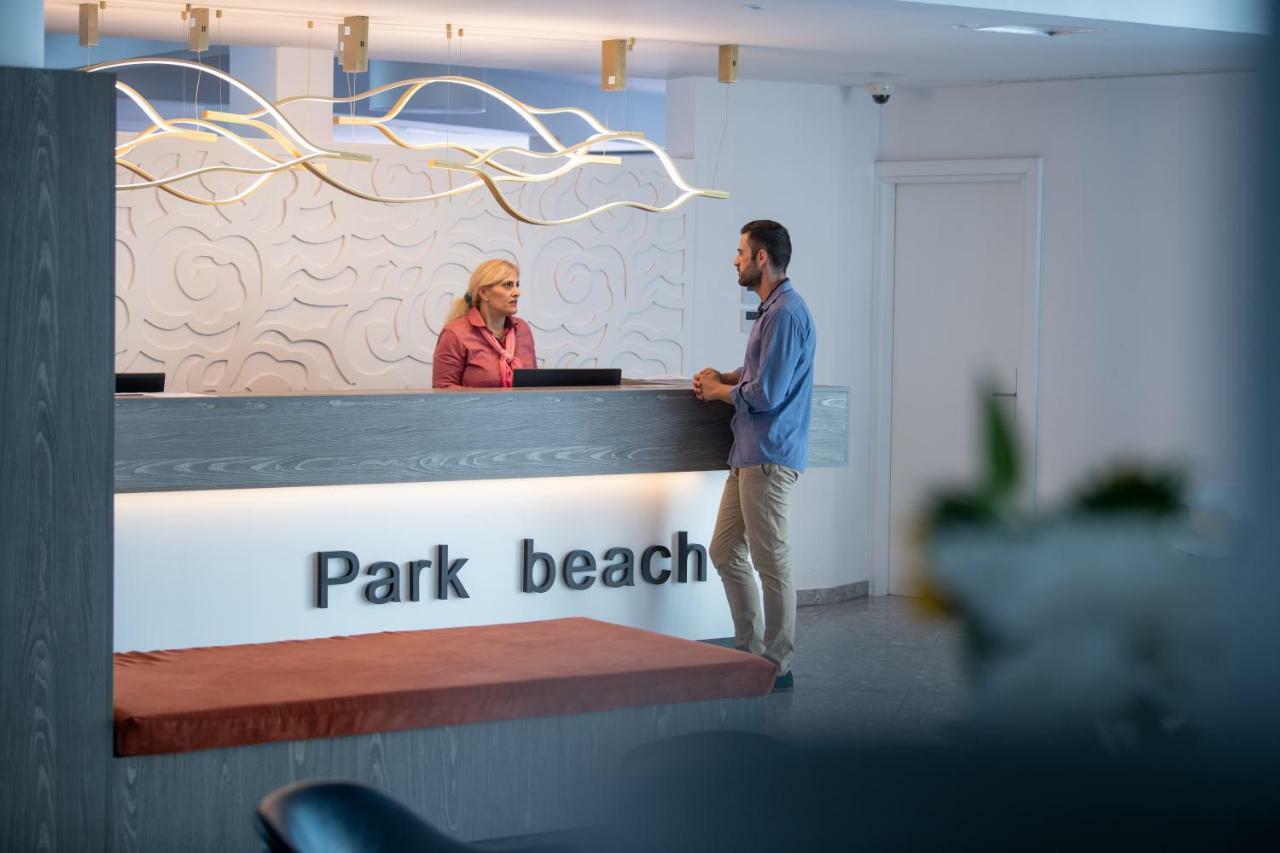 Park Beach Hotel Limassol Bagian luar foto